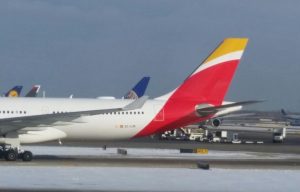 Iberia's EC-LXK, an A330-300, at O'Hare with the new Gogo 2Ku radome installed; Photo via S. Gadless