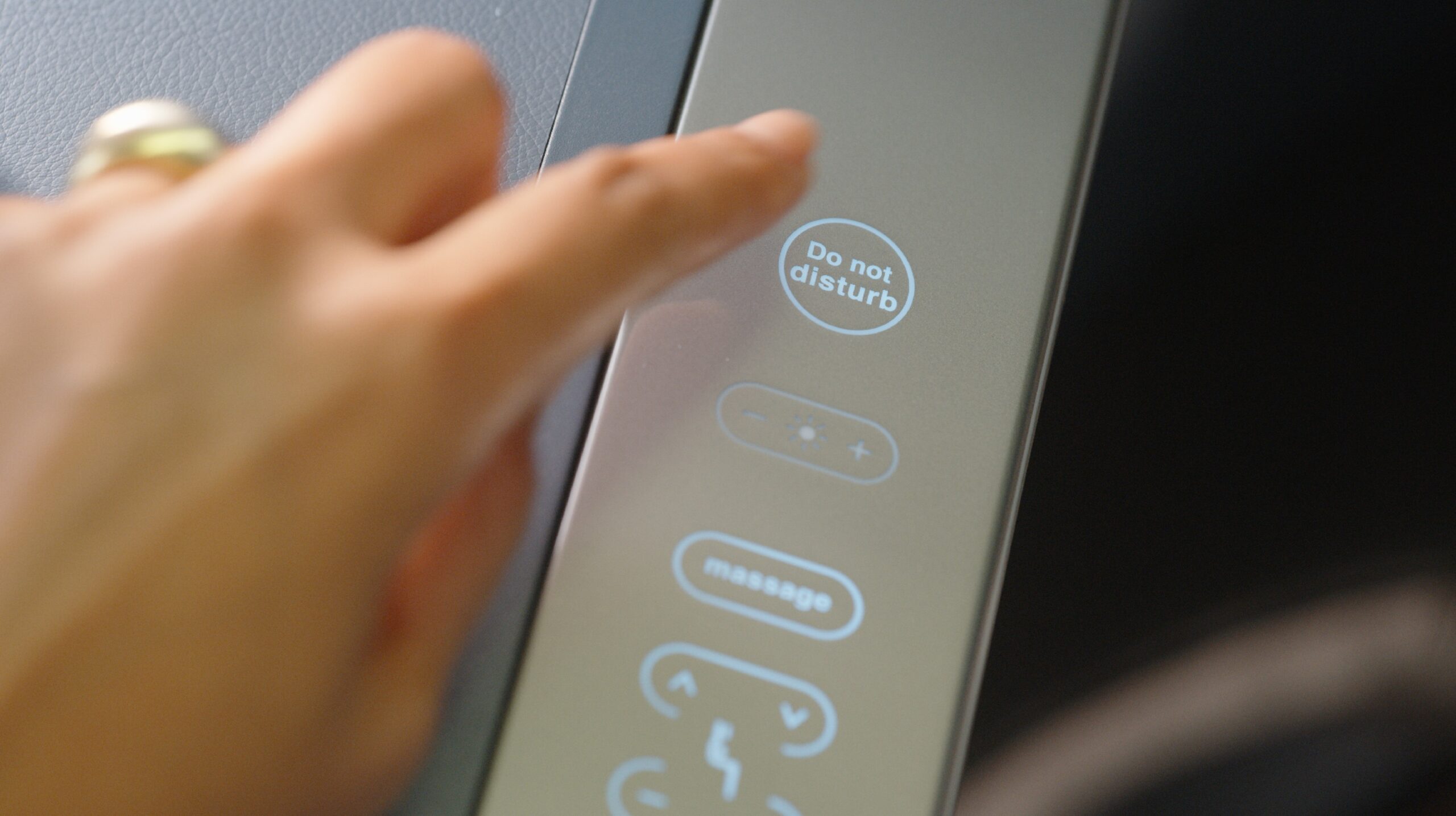 777retrofitwbcseatbutton- Seat controls on the new KLM World Business Class seat flying on the carrier's 777 fleet