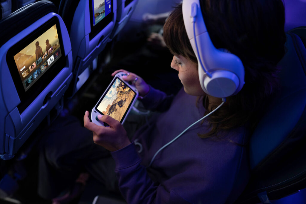 United joins the ranks of airlines offering free Wi-Fi for its passengers