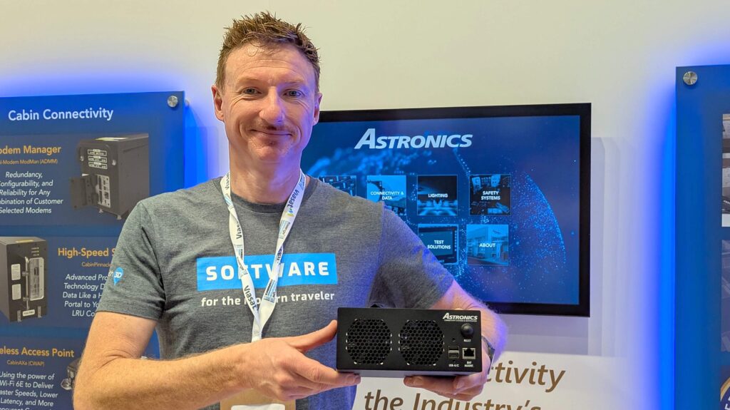 FlightPath3D's Duncan Jackson shows off the SkyShow server from Astronics, featuring his company's moving map offering