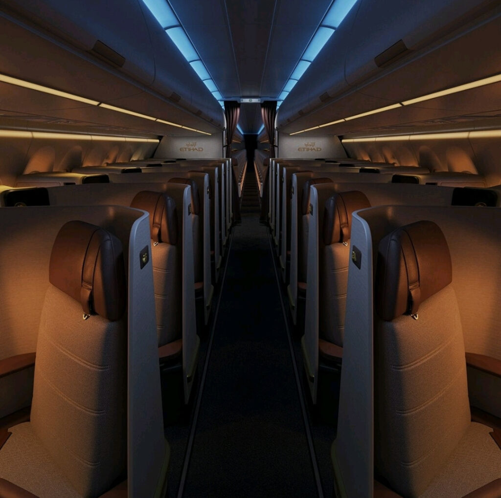 Seven rows of the Stelia Opera seat in a 1-1 layout make up the new Etihad A321LR business class cabin.