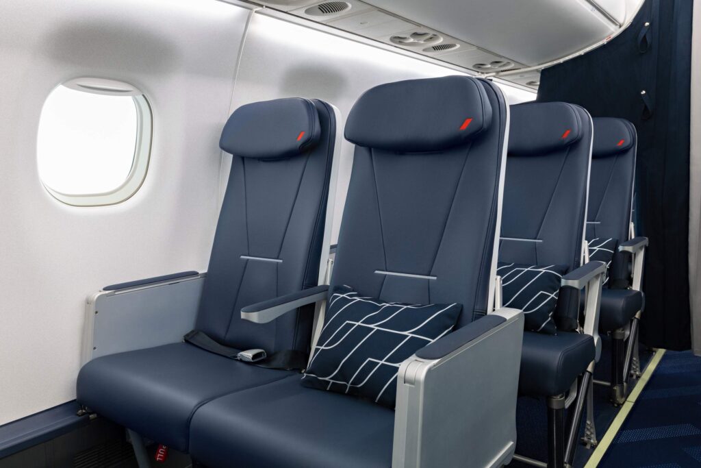 Expliseat's TiSeat 2X is now flying on the first Air France HOP! E190 to be retrofit (image via Air France)