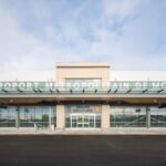 The front entrance of the new MET Airport in St Hubert, Montreal (image via Porter Airlines)